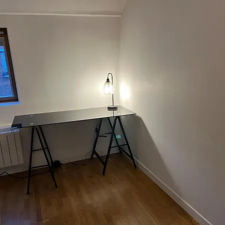 La Charmante Petite Maison Hébergement de vacances Croix